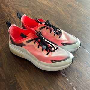 listing-status-banner